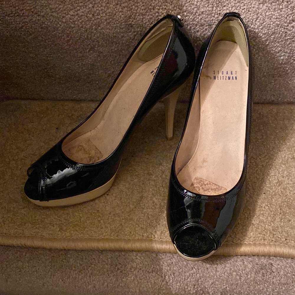 STUART WEITZMAN-BEAUTIFUL/HI HEEL BLK PATENT PEEP TOE-EXCELLENT CONDITION - Picture 3 of 9
